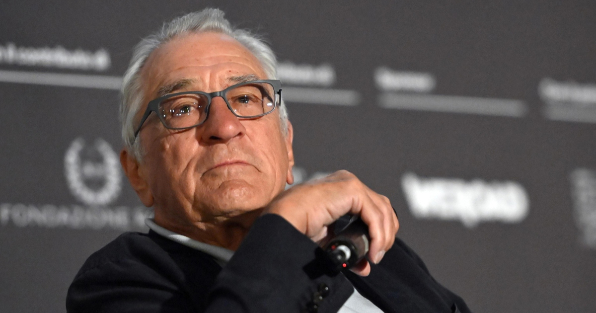 Robert De Niro napao bivšeg princa Andrewa zbog Epsteina: "Trebao bi se ispričati"