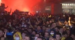 Skandal u Turskoj. Fenerove igrače dočekale tisuće navijača, Özil u glavnoj ulozi