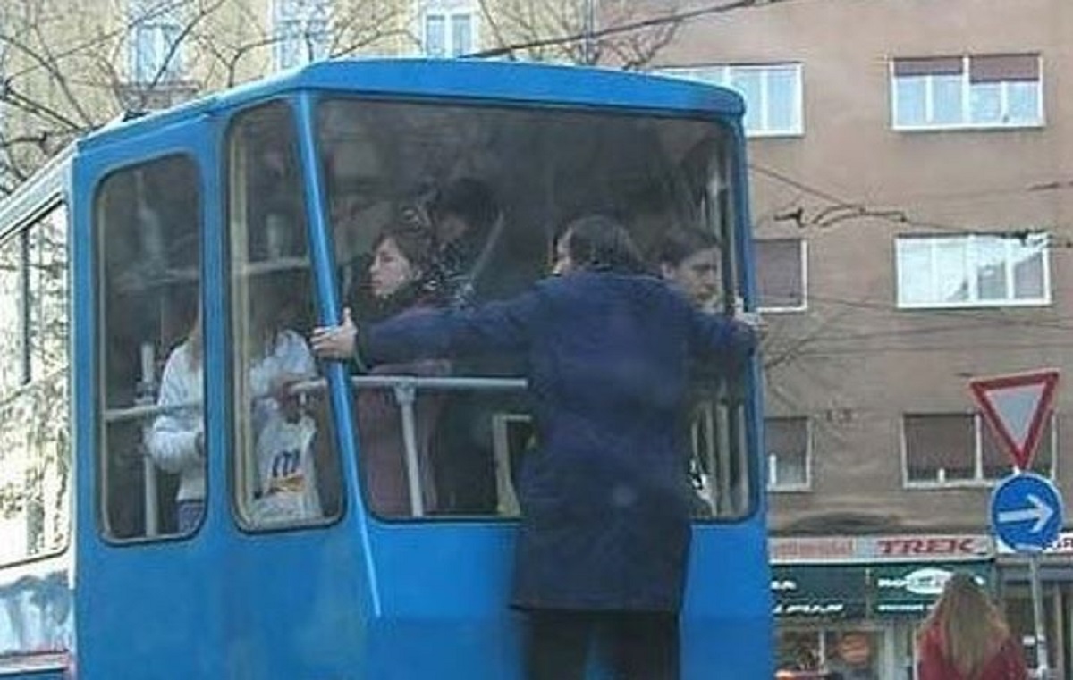 U galeriji smiješnih fotki na kojima se ljudi sramote i jedna iz Zagreba