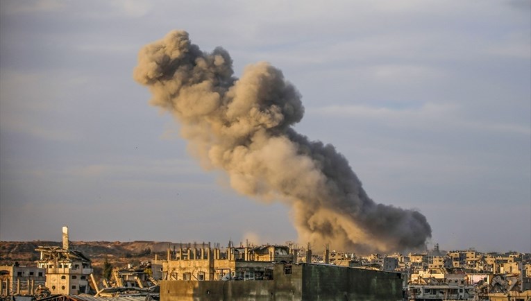 Britanija žestoko kritizira Izrael. "Ovo je ekstremno, monstruozno, užasnuti smo"