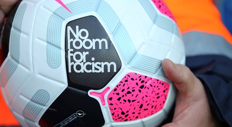 Pokrenuta je peticija da se rasiste doživotno izbaci iz nogometa. Sve je više potpisa