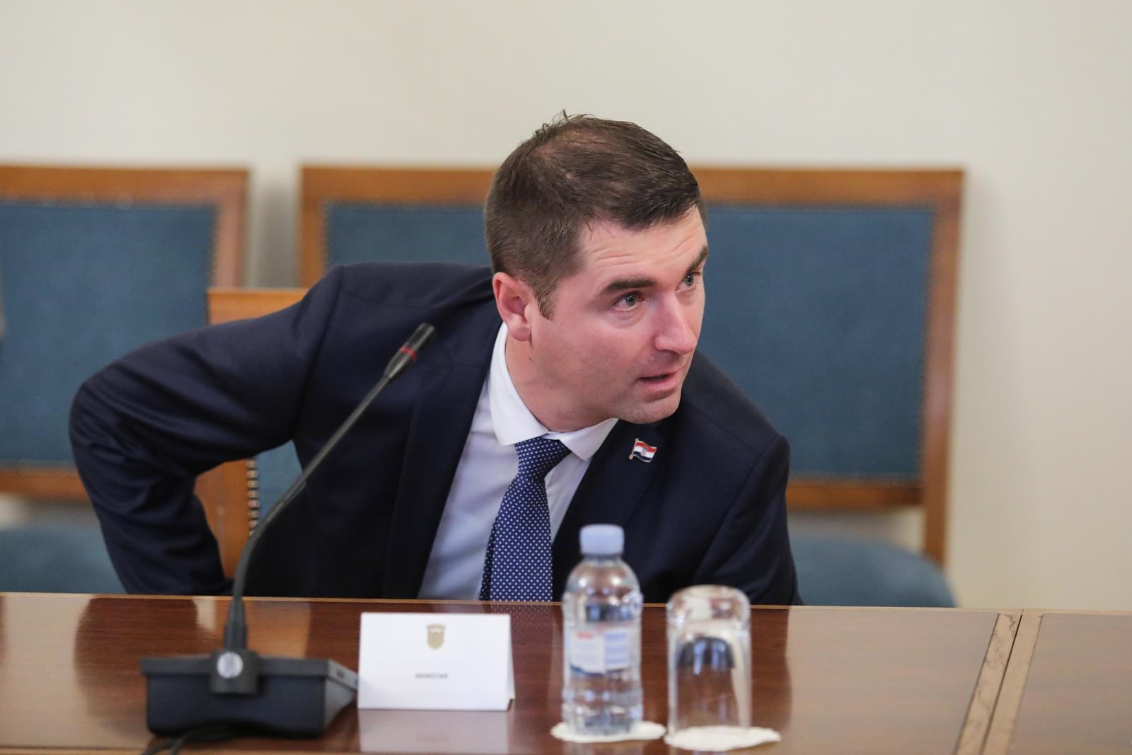 VIDEO Filipović o pljački u Ini: To je ogromni korporativni skandal