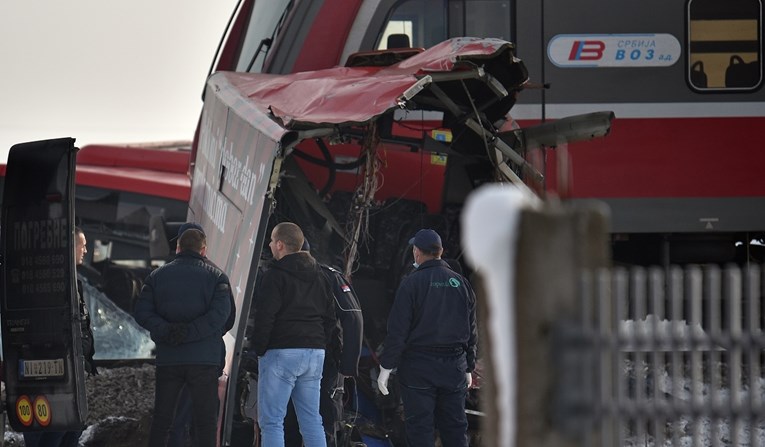 Adriana je bila u vlaku koji se zabio u teretni u Srbiji: "Mama je vidjela svjetla"