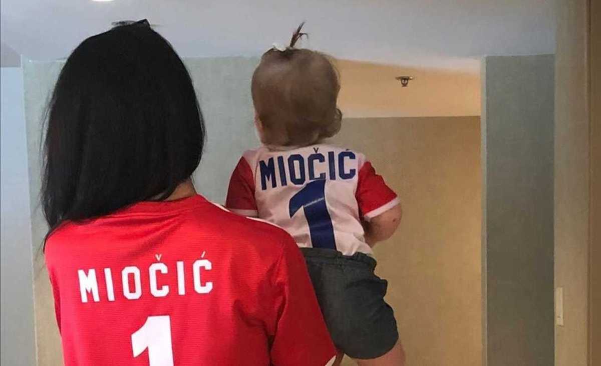 Žena Stipe Miočića poslala poruku Hrvatskoj