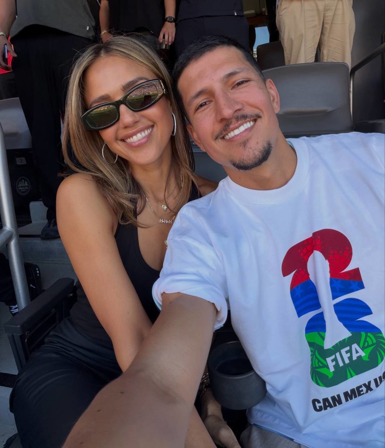 Jessica Alba (45) s novim dečkom (33) gledala finale SP-a, objavila fotke sa stadiona