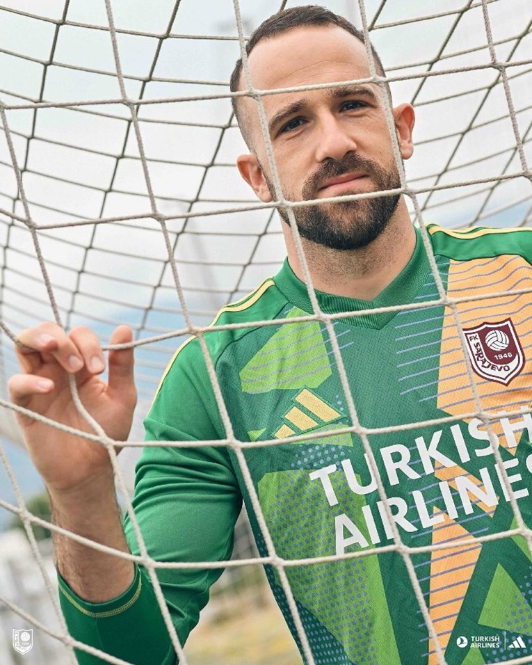 Hajduk ga je htio pa mu se prestao javljati. Sad je predstavljen u novom klubu