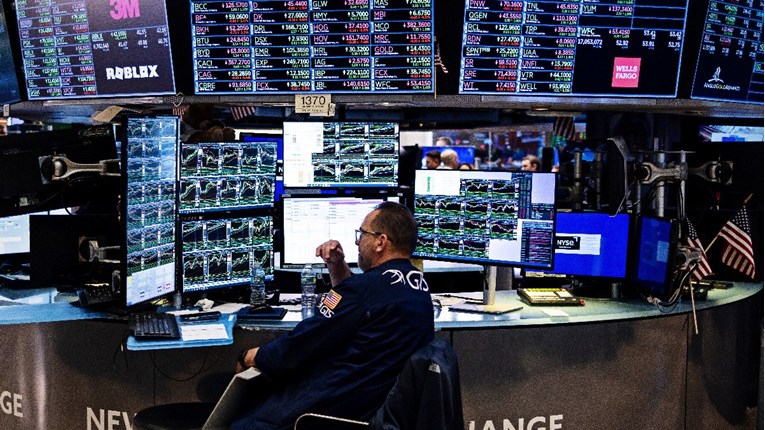 Dionice na Wall Streetu u padu, splasnuli izgledi za smanjenje kamata u lipnju