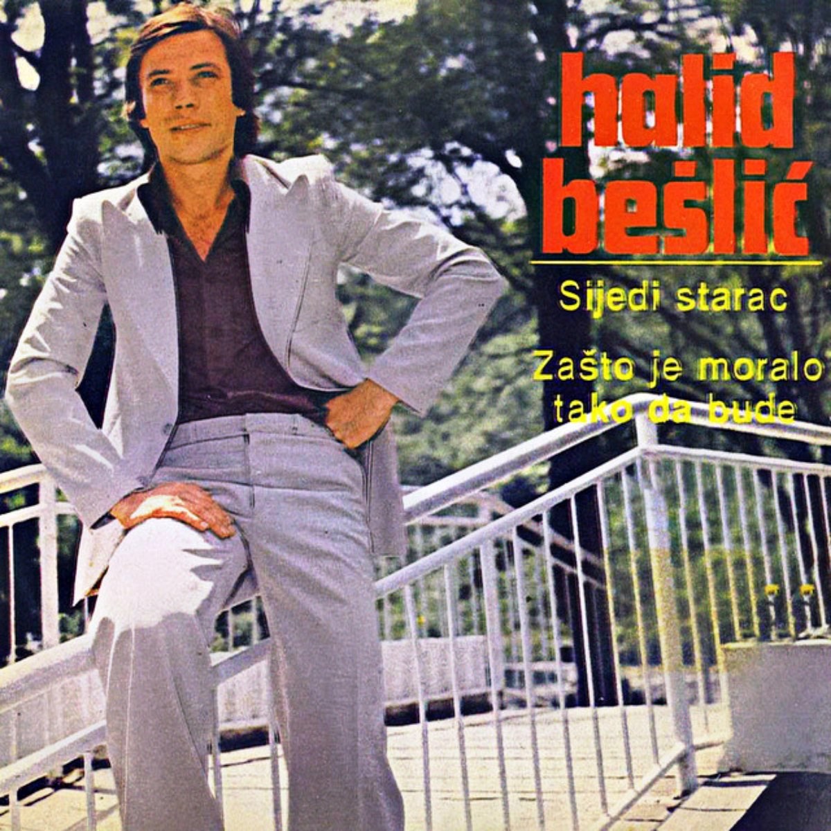 Halid je svoju prvu pjesmu objavio 1979. Rijetki znaju koja je to