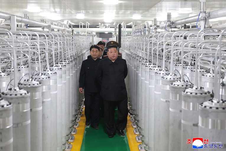 Sjeverna Koreja pokazala tajni nuklearni pogon. Kim naredio veliko širenje arsenala