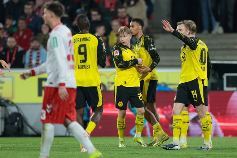 VIDEO Kovačeva Borussia pobijedila s igračem više u dramatičnoj utakmici