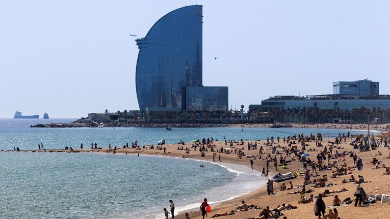 Španjolska očekuje povratak turizma na pretpandemijsku razinu u 2022.