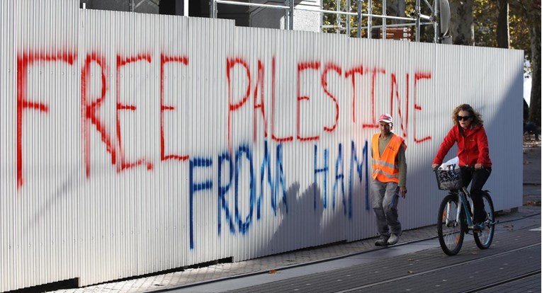 U Zagrebu se pojavio grafit "Oslobodite Palestinu". Sad je netko dodao "od Hamasa"