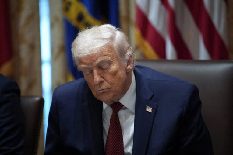 Trump žestoko napao New York Times nakon što su pisali o tome da on stari