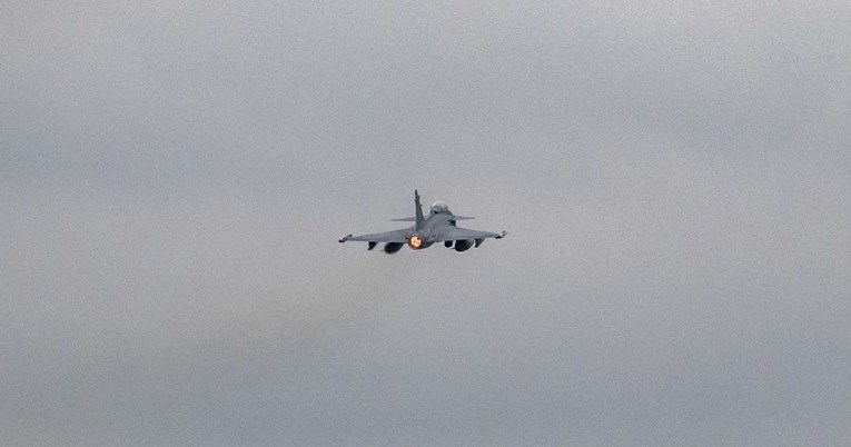 Švedski lovci Gripen prvi put sudjelovali u borbenom letu kao dio NATO-ove patrole