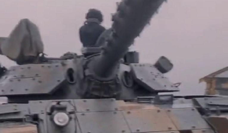 VIDEO Objavljene snimke Ukrajinaca s tenkovima koje je donirala Slovenija