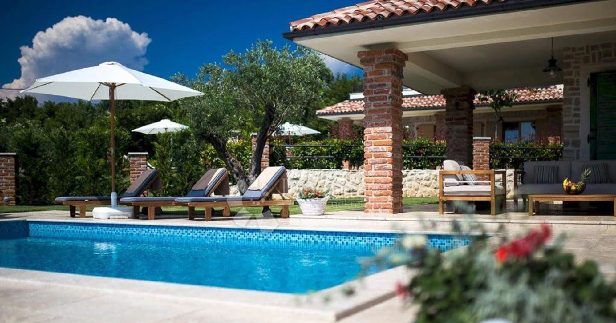 Rustikalna vila u srcu otoka Krka prodaje se za 615.000 eura
