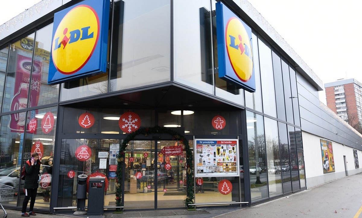 Lidl isplaćuje radnicima po 335 eura božićnice, za svako dijete dodatnih 30 eura