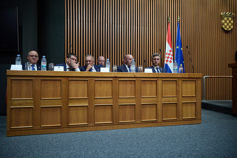Mijenja se zakon. "Oni koji pale države ne mogu očekivati da ih ta država hrani"