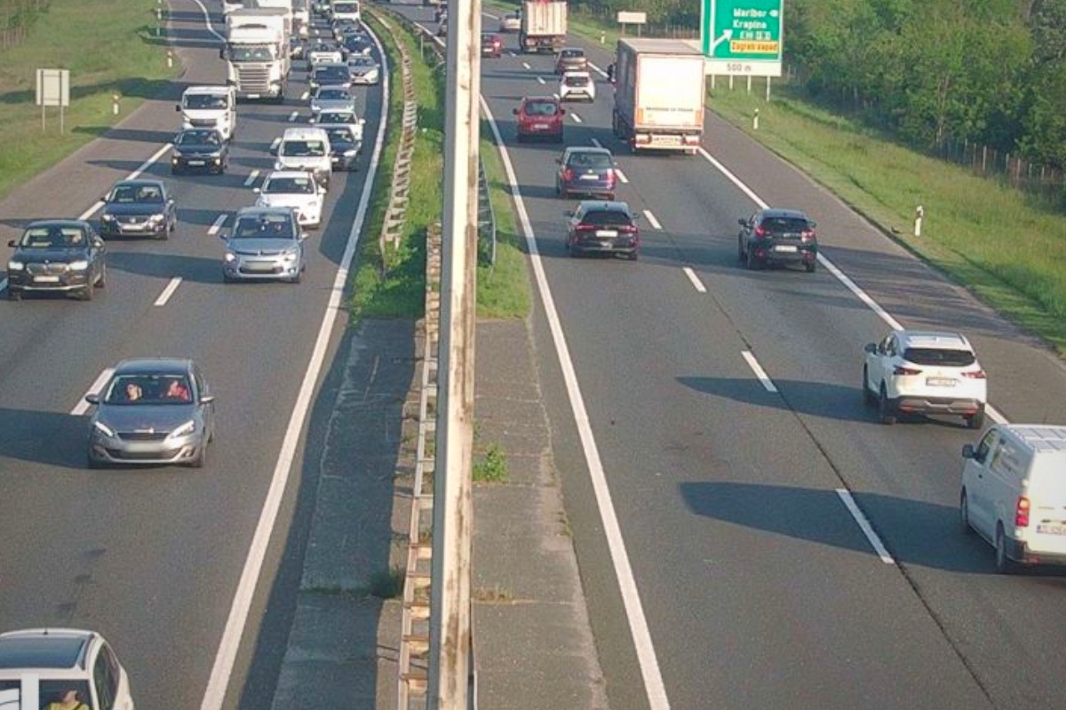 Jutros gužve na cestama, zatvoren dio Jadranske magistrale zbog vjetra
