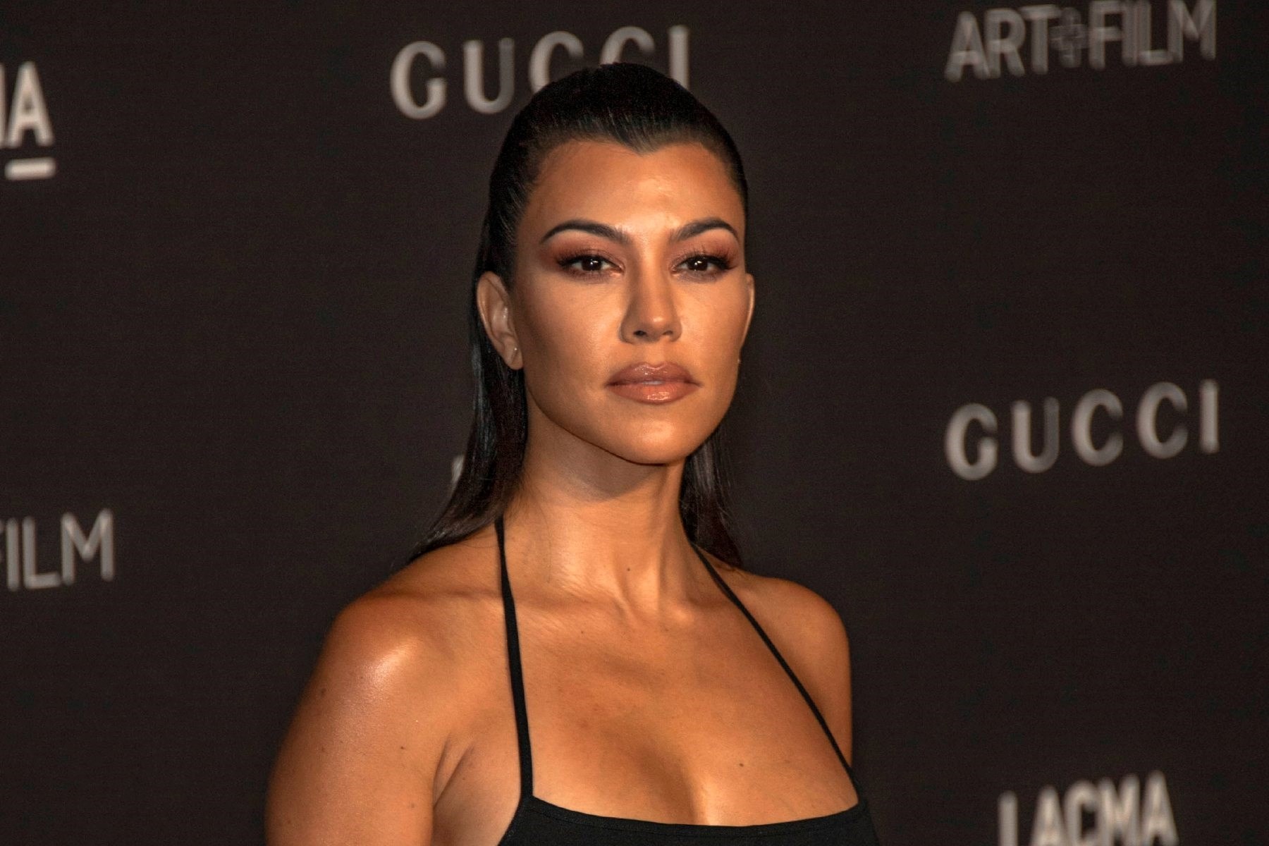"Daje mi život": Kourtney Kardashian ne razdvaja se od jedne olovke za usne