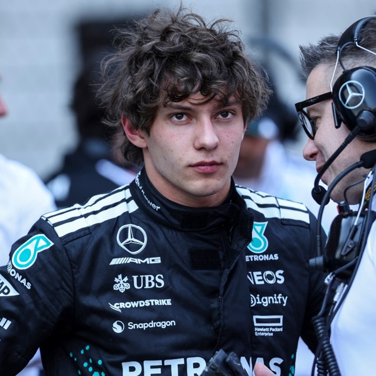 Mercedesov 18-godišnjak oborio dva Verstappenova rekorda