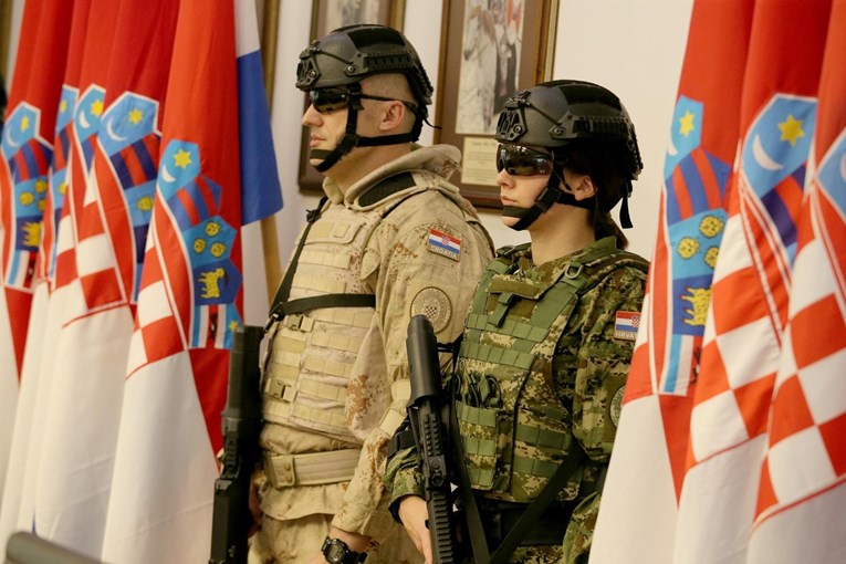 FOTO Ovo su nove odore Hrvatske vojske