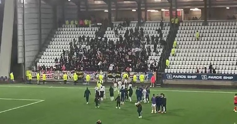 Pogledajte kako je Torcida ispratila Hajduk. Igrači oduševili navijače gestom