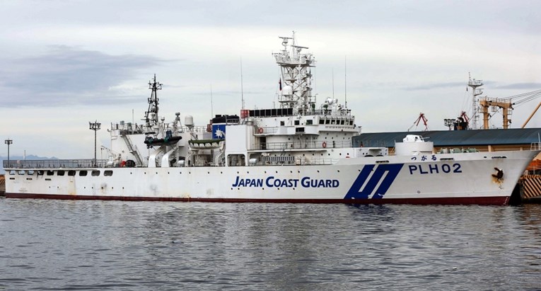 Kineski i ruski brodovi u japanskom tjesnacu, vlast tvrdi da pravila nisu prekršena