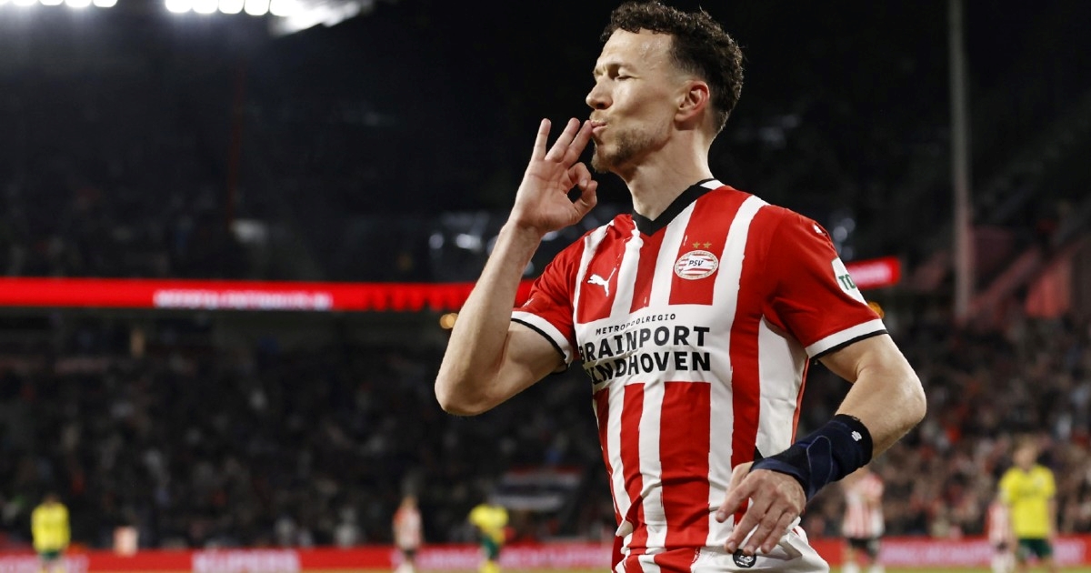 Nizozemski novinar: Perišić ostaje u PSV-u još godinu dana
