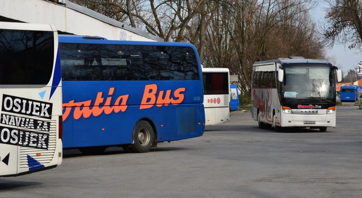 Autobusni Prijevoznici Napuštaju Skupinu Za Izradu Zakona O Cestovnom ...