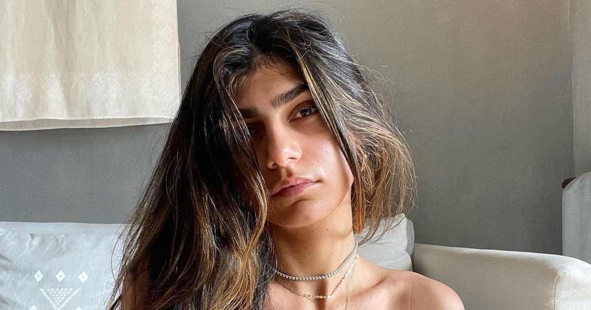 Mia Khalifa plakala u videu zbog TikTokerice: "Oprosti"