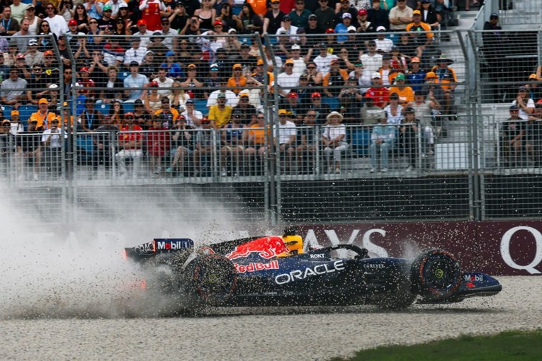 Šok za četverostrukog prvaka. Verstappen se zabio u zid u kvalifikacijama