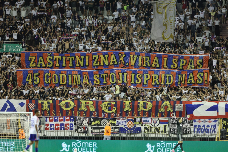 Torcida je protiv Slavena istaknula posebnu poruku. Evo što ona znači