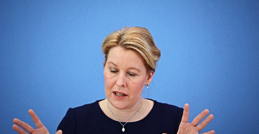Donedavnoj njemačkoj ministrici obitelji oduzeta doktorska titula zbog plagiranja