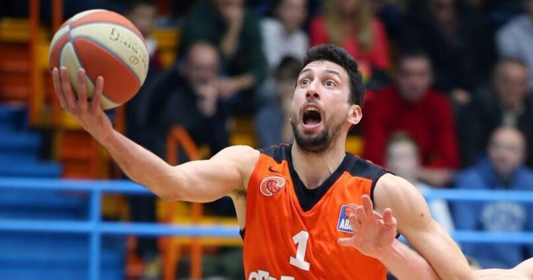 Roko Ukić odbio Split i Cibonu te potpisao za novi klub