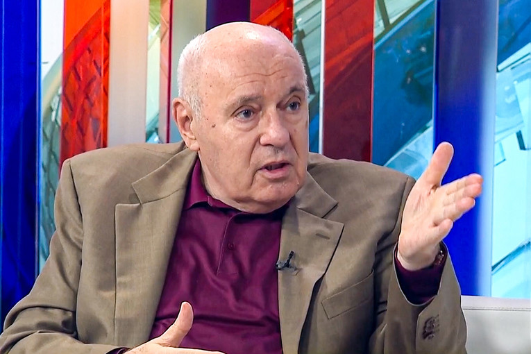 Puhovski: BiH ne funkcionira kao država. Najbolje da se Trump time pozabavi