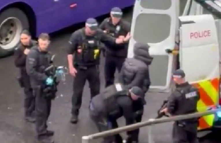 Dvojica optužena za incident na londonskom Heathrowu