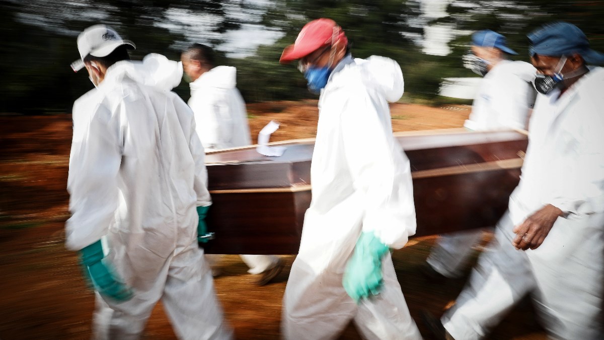 U Brazilu preko 400 tisuća umrlih od korone, stručnjaci kažu da može biti i gore