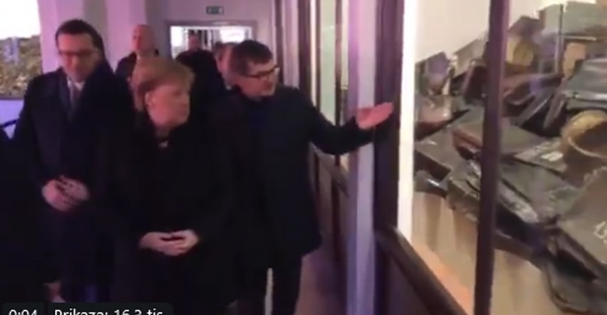 Merkel prvi put u Auschwitzu