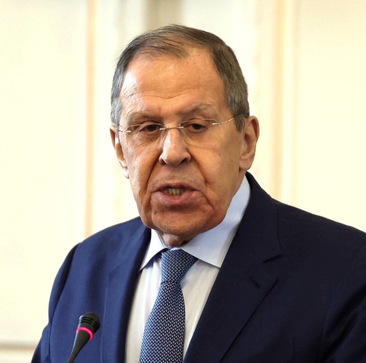 Lavrov nahvalio Trumpa, napao EU: "Ne sviđa nam se što Europljani podupiru Zelenskog"