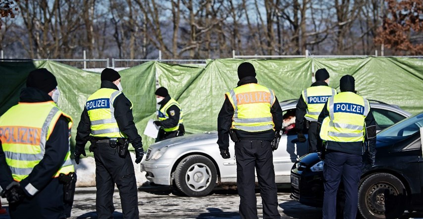Hrvat u Austriji odbio policijsku provjeru u prometu, tvrdio da je policajac pijan
