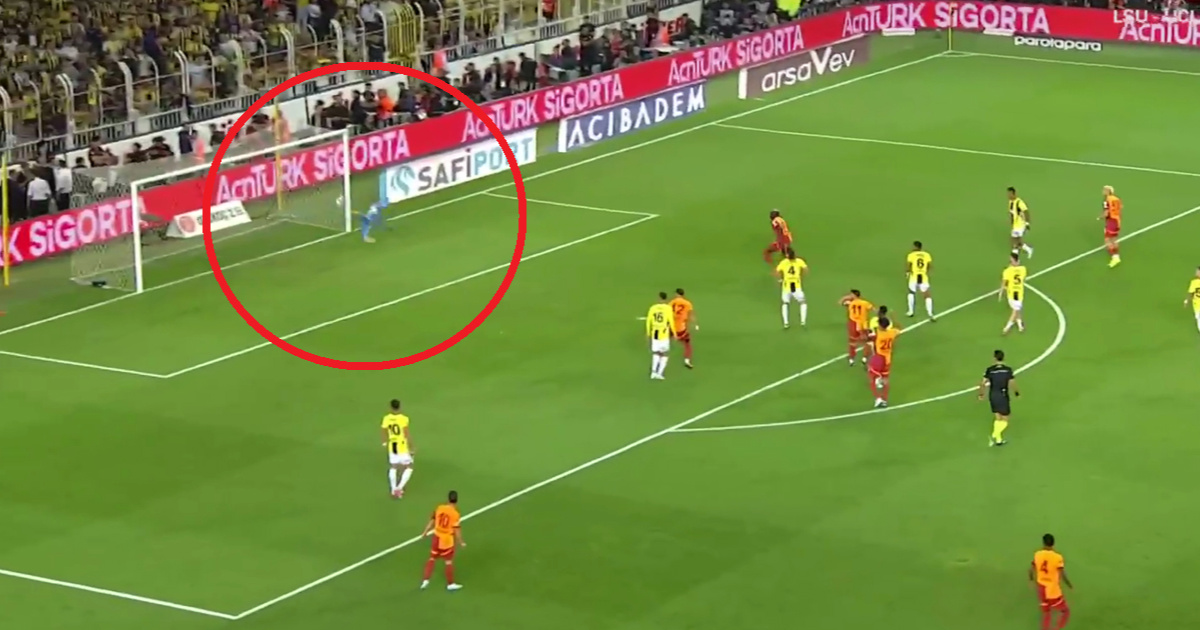 Livakoviću se navijači Galatasaraya rugaju pred Barcu danas. Ovo je razlog