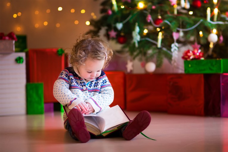 Urnebesno pismo 10-mjesečne bebe Djedu Mrazu: Što djeca zapravo žele?