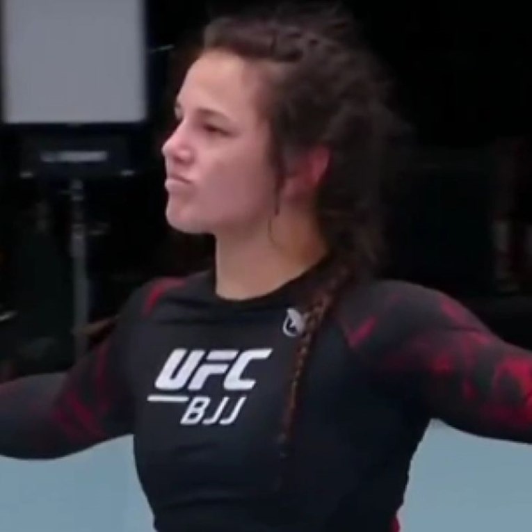 VIDEO Kći legendarnog UFC borca izdominirala protivnicu
