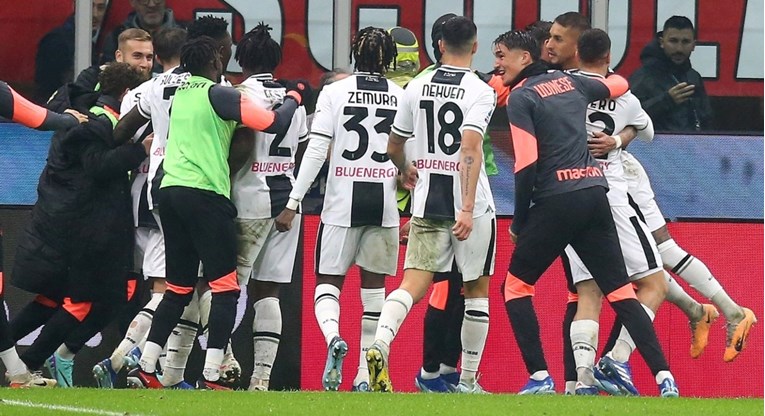 Šokantan domaći poraz Milana, Inter usamljen na vrhu