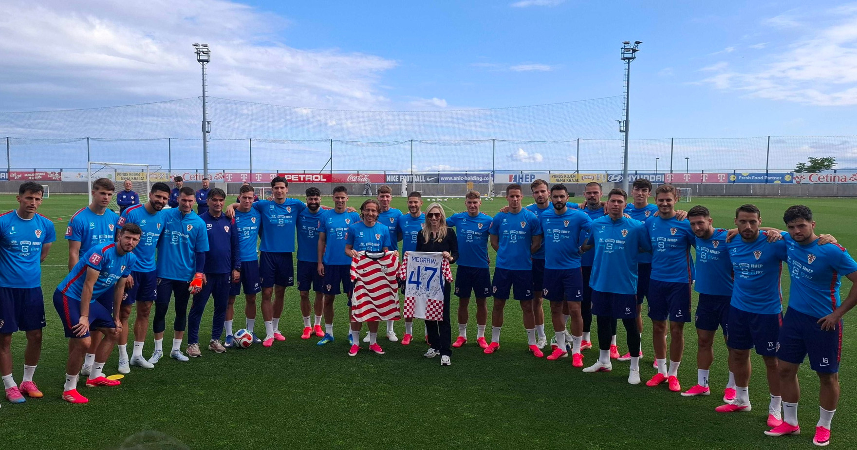 Američka veleposlanica posjetila hrvatsku reprezentaciju