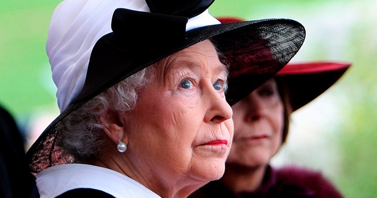 Kraljica Elizabeta se obratila Britancima: Evo što je poručila