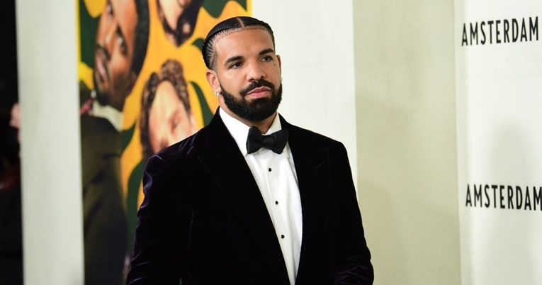 Drake obećao otplatiti 160 tisuća dolara hipoteke obožavatelju kojem je umrla majka