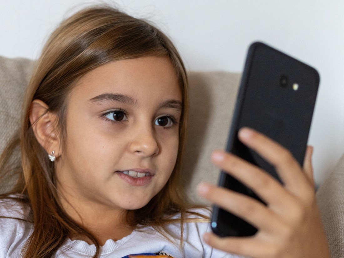 Roditelji brinu zbog mobitela, no za uspjeh u školi važna je još jedna stvar