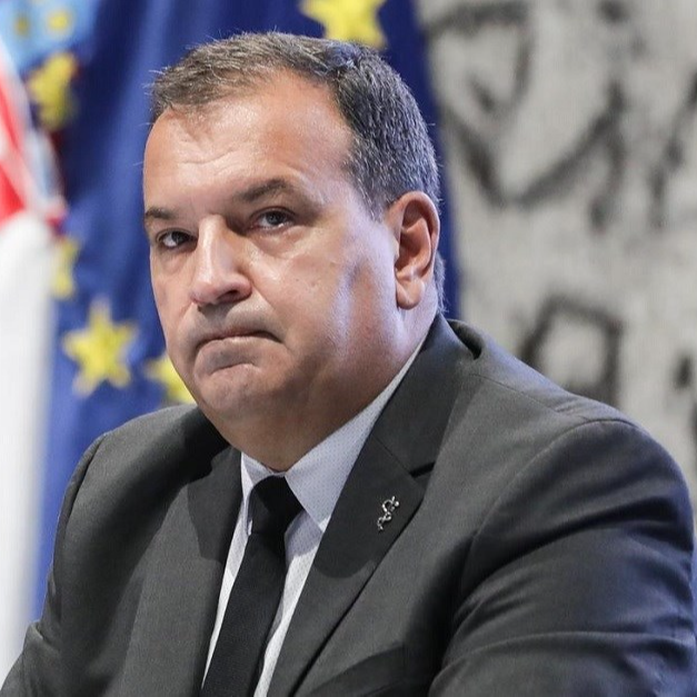 Beroš: Uvodimo nove mjere. Ne možemo ograničavati život cijepljenima i preboljelima